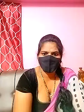 Snapshot of melina214 chatting on 25, 12, 2024 melina214 online show from 25, 12, 2024