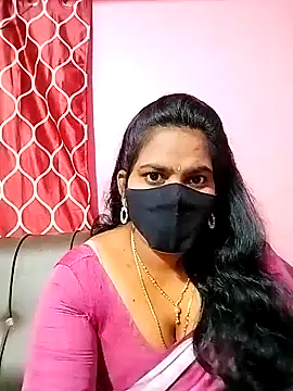 Snapshot of melina214 chatting on 27, 12, 2024 melina214 online show from 27, 12, 2024