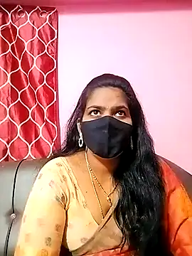 Snapshot of melina214 chatting on 4, 1, 2025 melina214 online show from 4, 1, 2025