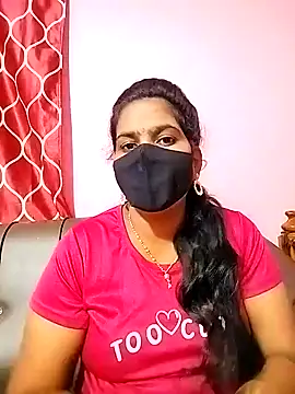 Snapshot of melina214 chatting on 4, 1, 2025 melina214 online show from 4, 1, 2025