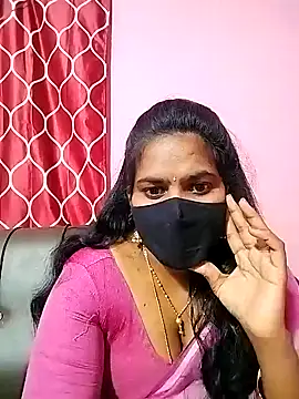 Snapshot of melina214 chatting on 7, 1, 2025 melina214 online show from 7, 1, 2025
