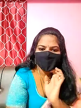 Snapshot of melina214 chatting on 13, 1, 2025 melina214 online show from 13, 1, 2025
