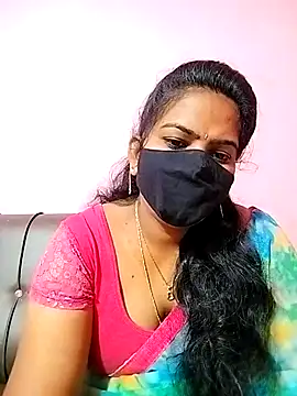 Snapshot of melina214 chatting on 9, 2, 2025 melina214 online show from 9, 2, 2025