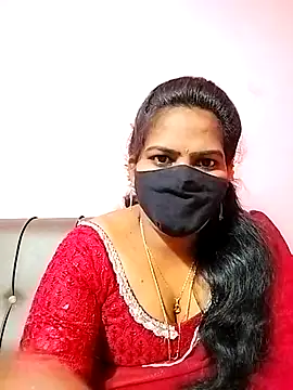 Snapshot of melina214 chatting on 10, 2, 2025 melina214 online show from 10, 2, 2025