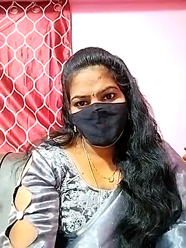 Snapshot of melina214 chatting on 13, 3, 2025 melina214 online show from 13, 3, 2025