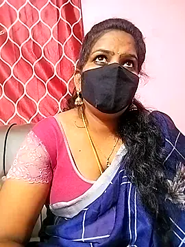 Snapshot of melina214 chatting on 22, 3, 2025 melina214 online show from 22, 3, 2025