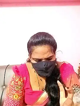 Snapshot of melina214 chatting on 9, 10, 2025 melina214 online show from 9, 10, 2025