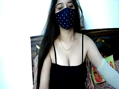 Snapshot of Gloie4u chatting on 3, 5, 2026 Gloie4u online show from 3, 5, 2026