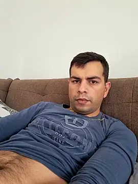 Snapshot of hornny1995 chatting on 26, 10, 2025 hornny1995 online show from 26, 10, 2025