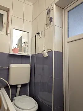 Snapshot of hornny1995 chatting on 27, 10, 2025 hornny1995 online show from 27, 10, 2025