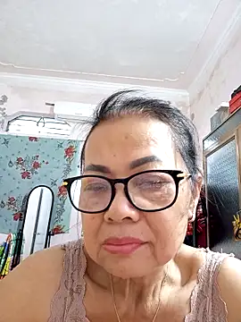 Hotestlove online show from 2, 10, 2025