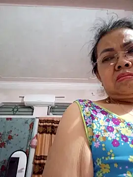 Hotestlove online show from 9, 5, 2026
