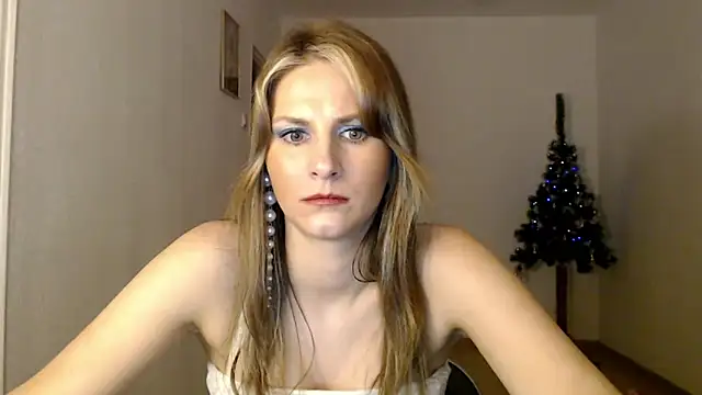Snapshot of DagmarieFlirt chatting on 17, 12, 2024 DagmarieFlirt online show from 17, 12, 2024