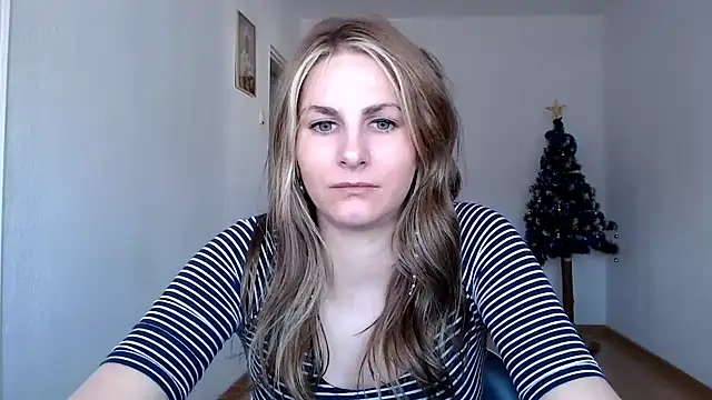 Snapshot of DagmarieFlirt chatting on 27, 12, 2024 DagmarieFlirt online show from 27, 12, 2024