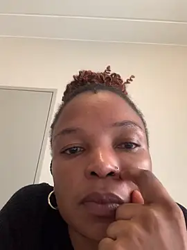 slimcateee online show from 25, 2, 2025