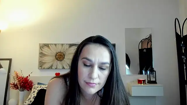 JoyCasidy online show from 2, 4, 2026