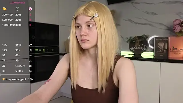 Snapshot of MaryCoopeer chatting on 19, 1, 2025 MaryCoopeer online show from 19, 1, 2025