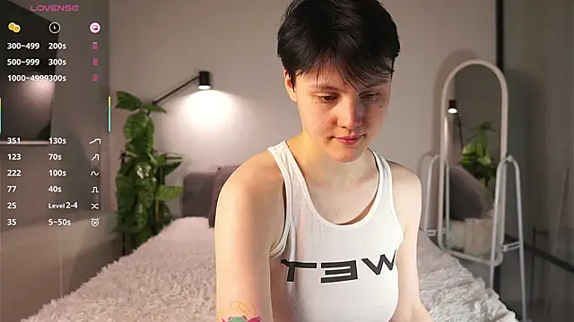 Snapshot of MaryCoopeer chatting on 20, 2, 2025 MaryCoopeer online show from 20, 2, 2025