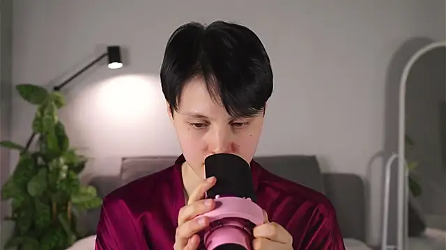 Snapshot of MaryCoopeer chatting on 8, 3, 2025 MaryCoopeer online show from 8, 3, 2025