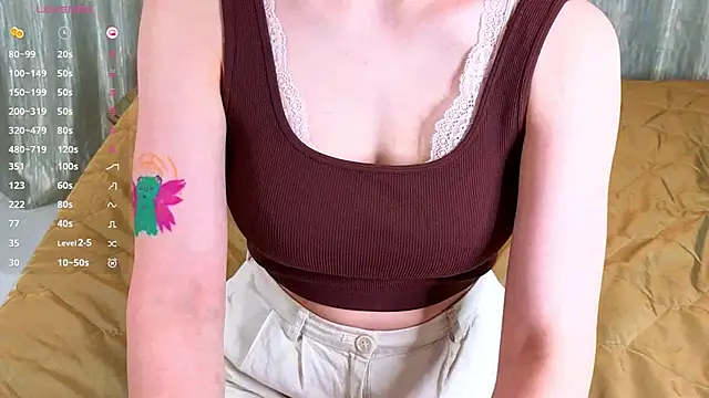 Snapshot of MaryCoopeer chatting on 20, 10, 2025 MaryCoopeer online show from 20, 10, 2025