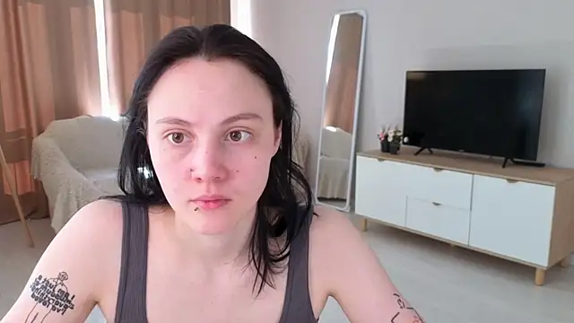MaryCoopeer online show from 30, 5, 2026