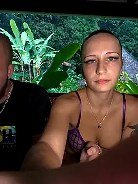 Snapshot of emma4xxx chatting on 23, 3, 2026 emma4xxx online show from 23, 3, 2026