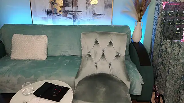 Snapshot of HoneyGirl55 chatting on 17, 1, 2025 HoneyGirl55 online show from 17, 1, 2025