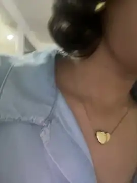 Snapshot of CuteeRose chatting on 15, 1, 2025 CuteeRose online show from 15, 1, 2025