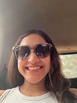 CuteeRose online show from 19, 5, 2026