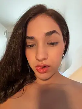 CuteeRose online show from 28, 5, 2026