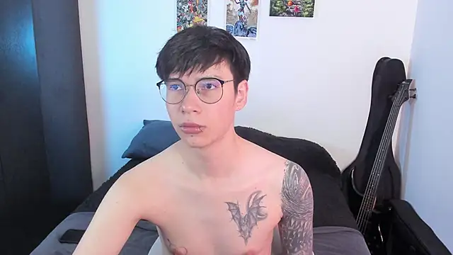 Aventure Twinks online show from 16, 6, 2026