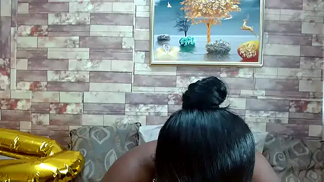 Snapshot of Indian_tracy chatting on 13, 1, 2025 Indian tracy online show from 13, 1, 2025