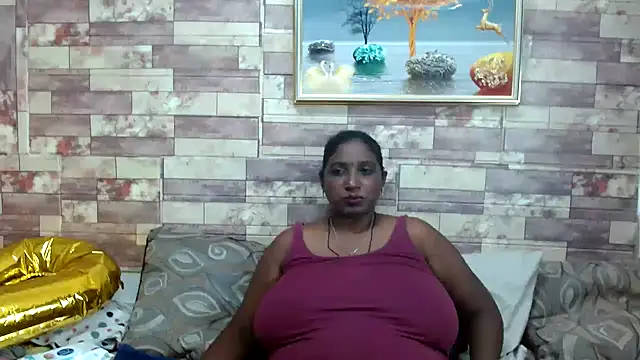 Snapshot of Indian_tracy chatting on 21, 1, 2025 Indian tracy online show from 21, 1, 2025