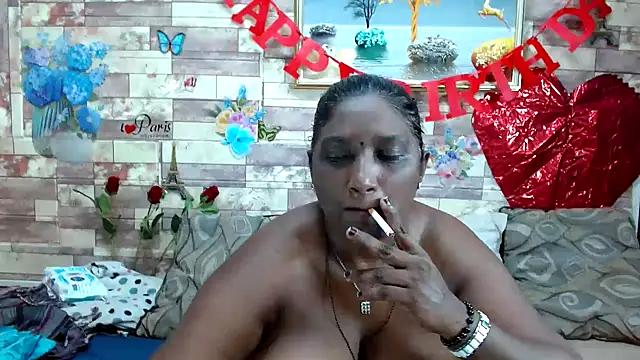Snapshot of Indian_tracy chatting on 27, 1, 2025 Indian tracy online show from 27, 1, 2025