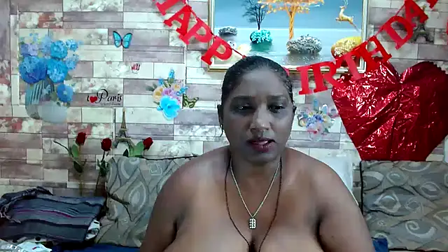 Snapshot of Indian_tracy chatting on 28, 1, 2025 Indian tracy online show from 28, 1, 2025