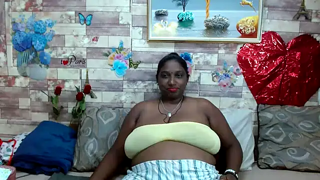 Snapshot of Indian_tracy chatting on 4, 2, 2025 Indian tracy online show from 4, 2, 2025