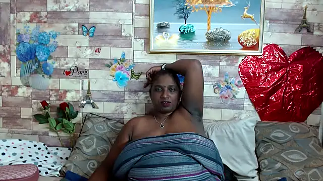 Snapshot of Indian_tracy chatting on 5, 3, 2025 Indian tracy online show from 5, 3, 2025