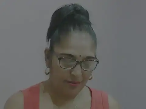 sexy69hotmum online show from 5, 12, 2024