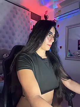 ZarahEvans online show from 18, 2, 2026