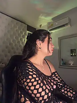 Snapshot of ZarahEvans chatting on 30, 6, 2026 ZarahEvans online show from 30, 6, 2026