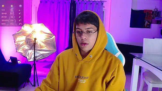 Franco Rizzo  online show from 1, 3, 2026