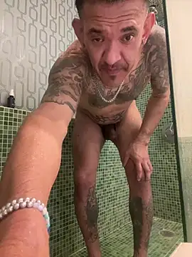 Snapshot of RoodoggXL chatting on 8, 2, 2026 RoodoggXL online show from 8, 2, 2026