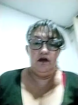 saraqueen   online show from 10, 12, 2024