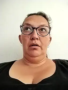 saraqueen   online show from 14, 12, 2024