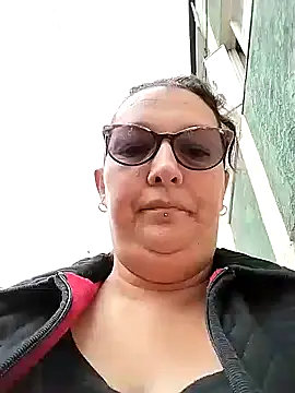 saraqueen   online show from 14, 12, 2024