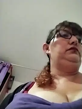saraqueen   online show from 15, 12, 2024
