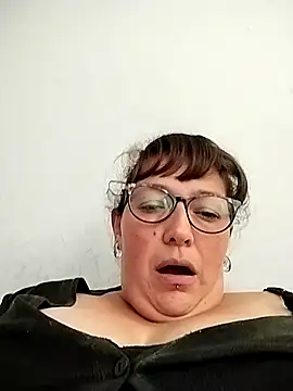 saraqueen   online show from 22, 12, 2024