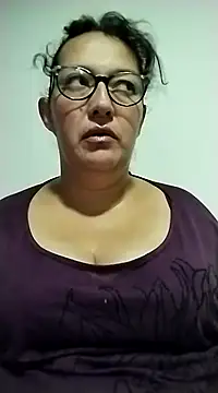 saraqueen   online show from 24, 1, 2025