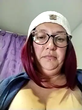 saraqueen   online show from 31, 1, 2025