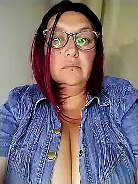 saraqueen   online show from 2, 3, 2025